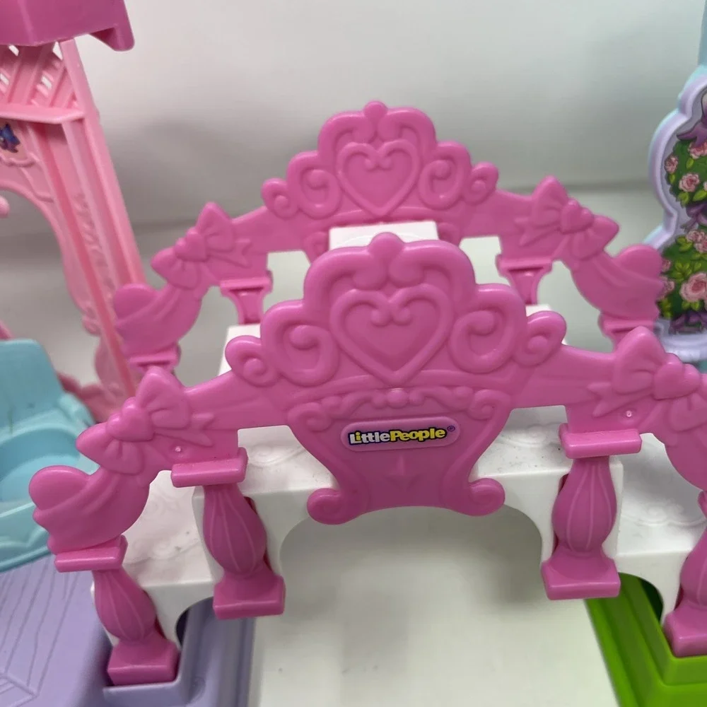 Fisher Price Little People Disney Princess Garden Tea Party Playset 4 Figures